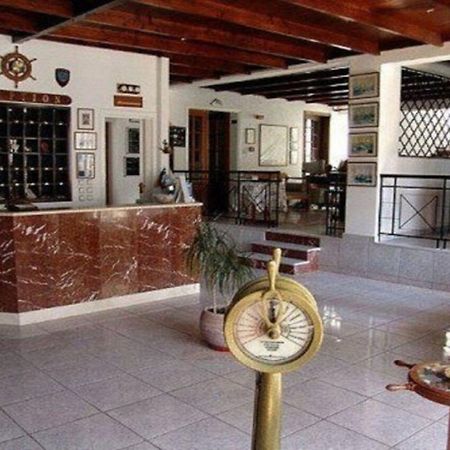 Christos Makrinos Rooms Adamantas  Exterior foto