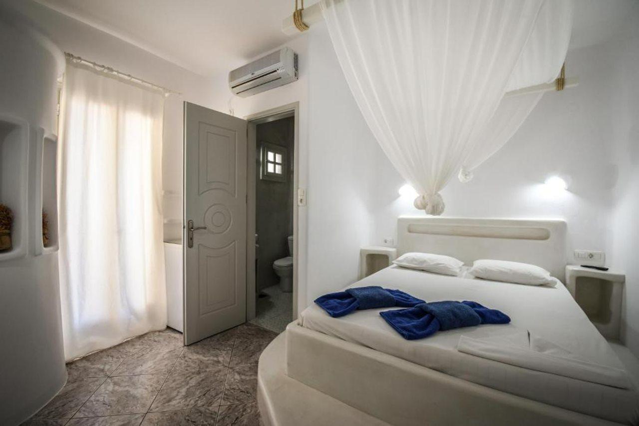 Christos Makrinos Rooms Adamantas  Exterior foto